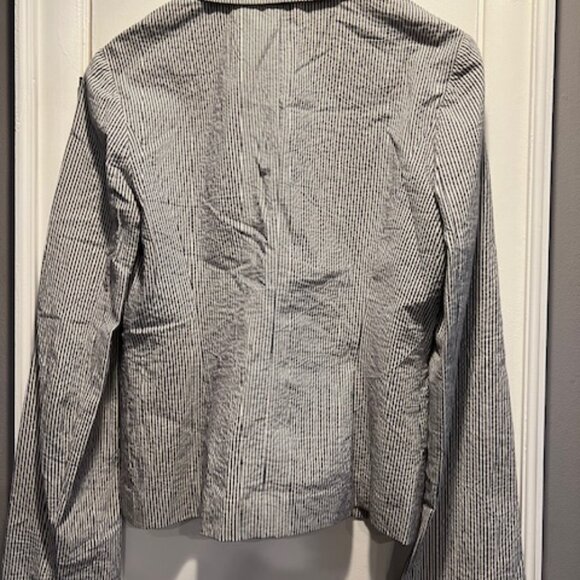 Halogen Seersucker Jacket Fitted Blazer, Used condition, Sz 8 - Picture 2 of 3